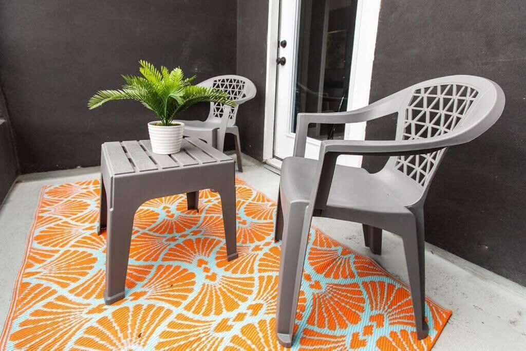 Restaurants-Pets-Professionals-Fastwifi-A C-Patios San Diego Exterior foto